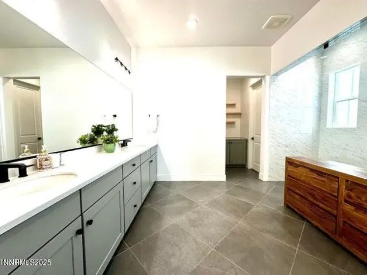 5454 Side Saddle Trl, Reno, Nevada 89511, 4 Bedrooms Bedrooms, ,5 BathroomsBathrooms,Residential,Residential,Side Saddle Trl,260000181