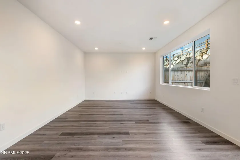 4589 Falcon Rock, Sun Valley, Nevada 89433, 3 Bedrooms Bedrooms, ,3 BathroomsBathrooms,Residential,Residential,Falcon Rock,260000184