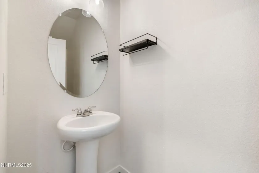 4589 Falcon Rock, Sun Valley, Nevada 89433, 3 Bedrooms Bedrooms, ,3 BathroomsBathrooms,Residential,Residential,Falcon Rock,260000184