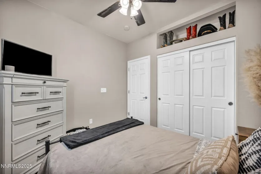 6513 Peppergrass, Sparks, Nevada 89436, 3 Bedrooms Bedrooms, ,2 BathroomsBathrooms,Residential,Residential,Peppergrass,260000185