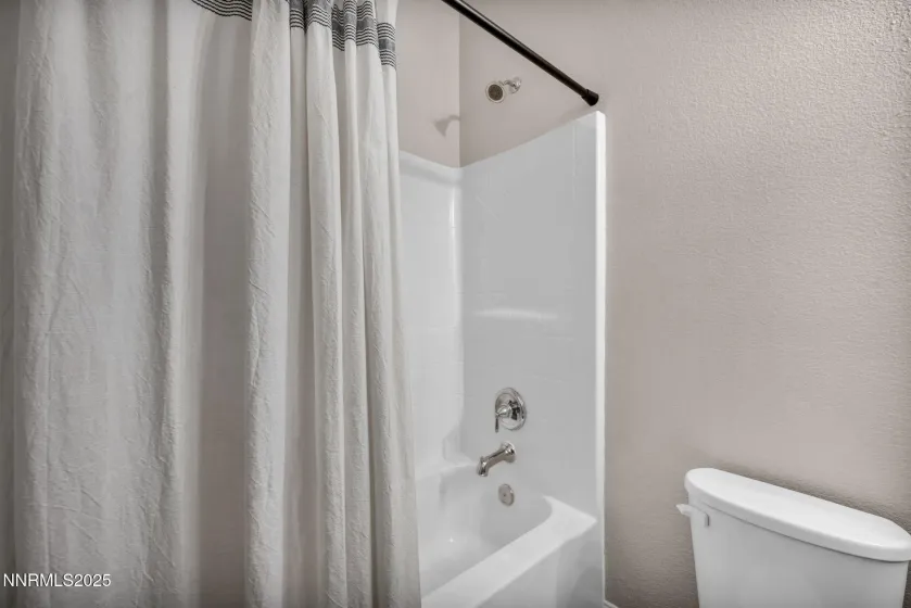 6513 Peppergrass, Sparks, Nevada 89436, 3 Bedrooms Bedrooms, ,2 BathroomsBathrooms,Residential,Residential,Peppergrass,260000185