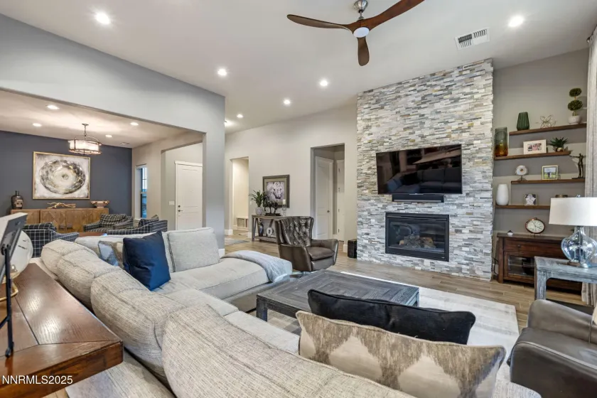 3684 Pinot Grigio, Reno, Nevada 89509, 3 Bedrooms Bedrooms, ,4 BathroomsBathrooms,Residential,Residential,Pinot Grigio,260000187