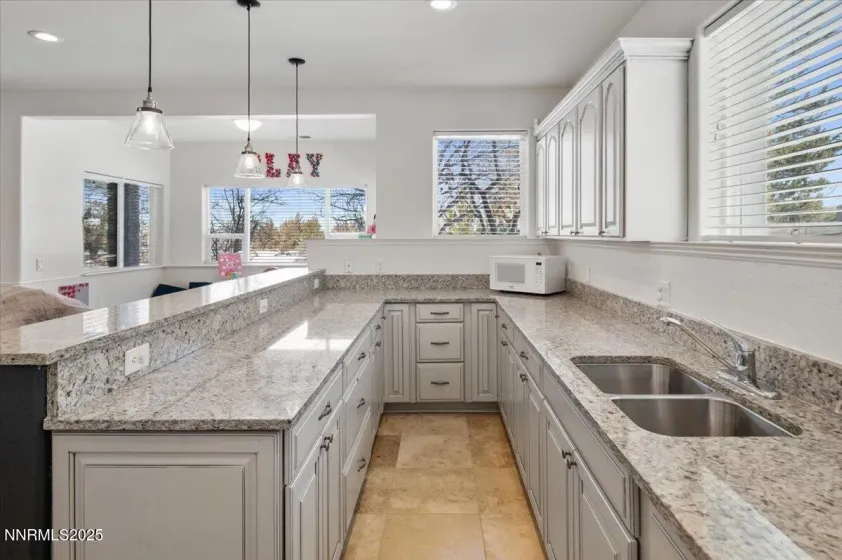 10141 Indian Ridge, Reno, Nevada 89511, 6 Bedrooms Bedrooms, ,4 BathroomsBathrooms,Residential,Residential,Indian Ridge,260000186