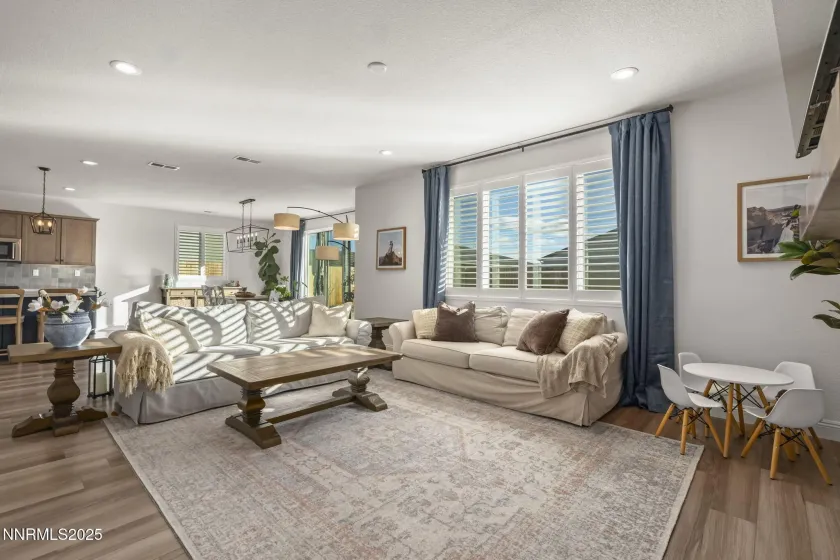 1791 Gold Feldspar, Sparks, Nevada 89436, 5 Bedrooms Bedrooms, ,4 BathroomsBathrooms,Residential,Residential,Gold Feldspar,260000188