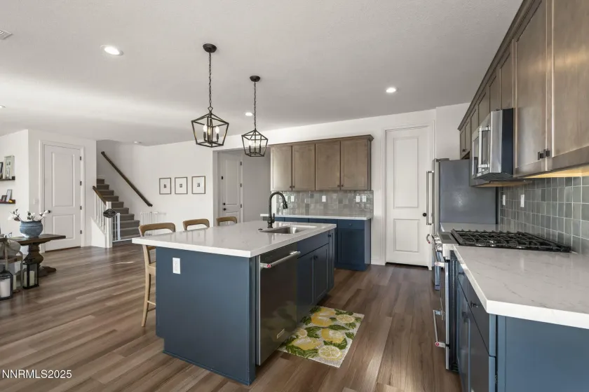 1791 Gold Feldspar, Sparks, Nevada 89436, 5 Bedrooms Bedrooms, ,4 BathroomsBathrooms,Residential,Residential,Gold Feldspar,260000188