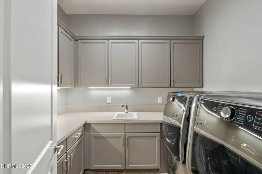 110 Bridlemoor, Reno, Nevada 89511, 3 Bedrooms Bedrooms, ,4 BathroomsBathrooms,Residential,Residential,Bridlemoor,260000190