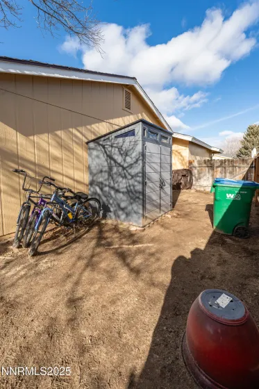 1411 Shady Oak, Carson City, Nevada 89701, 3 Bedrooms Bedrooms, ,2 BathroomsBathrooms,Residential,Residential,Shady Oak,260000195