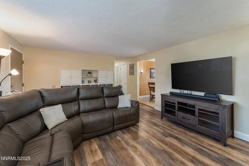 1411 Shady Oak, Carson City, Nevada 89701, 3 Bedrooms Bedrooms, ,2 BathroomsBathrooms,Residential,Residential,Shady Oak,260000195