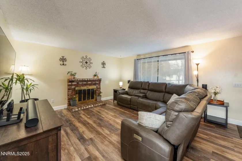 1411 Shady Oak, Carson City, Nevada 89701, 3 Bedrooms Bedrooms, ,2 BathroomsBathrooms,Residential,Residential,Shady Oak,260000195