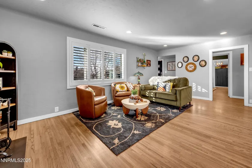 1750 Alexander Hamilton, Reno, Nevada 89509, 3 Bedrooms Bedrooms, ,3 BathroomsBathrooms,Residential,Residential,Alexander Hamilton,260000207