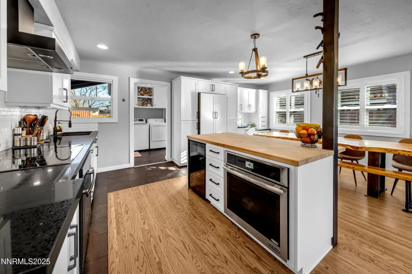 1750 Alexander Hamilton, Reno, Nevada 89509, 3 Bedrooms Bedrooms, ,3 BathroomsBathrooms,Residential,Residential,Alexander Hamilton,260000207