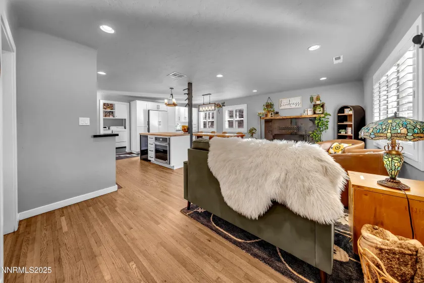 1750 Alexander Hamilton, Reno, Nevada 89509, 3 Bedrooms Bedrooms, ,3 BathroomsBathrooms,Residential,Residential,Alexander Hamilton,260000207