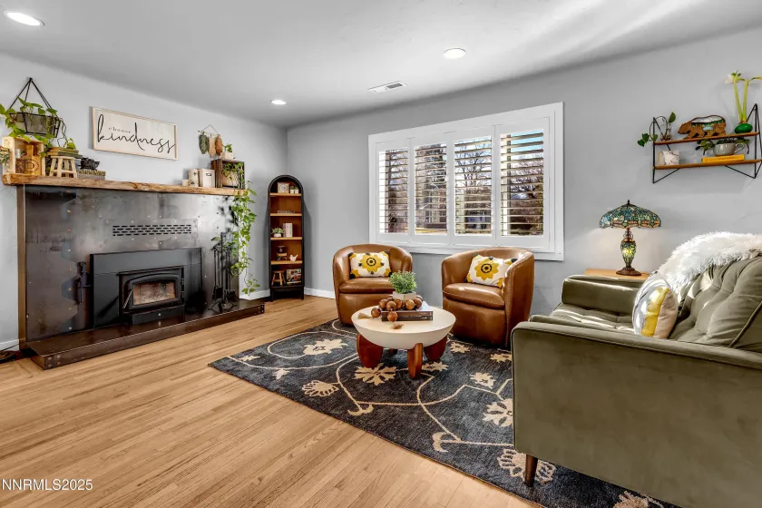 1750 Alexander Hamilton, Reno, Nevada 89509, 3 Bedrooms Bedrooms, ,3 BathroomsBathrooms,Residential,Residential,Alexander Hamilton,260000207