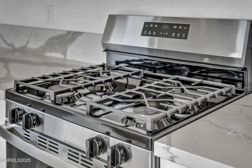 911 Saltbrush, Dayton, Nevada 89403, 3 Bedrooms Bedrooms, ,2 BathroomsBathrooms,Residential,Residential,Saltbrush,260000210