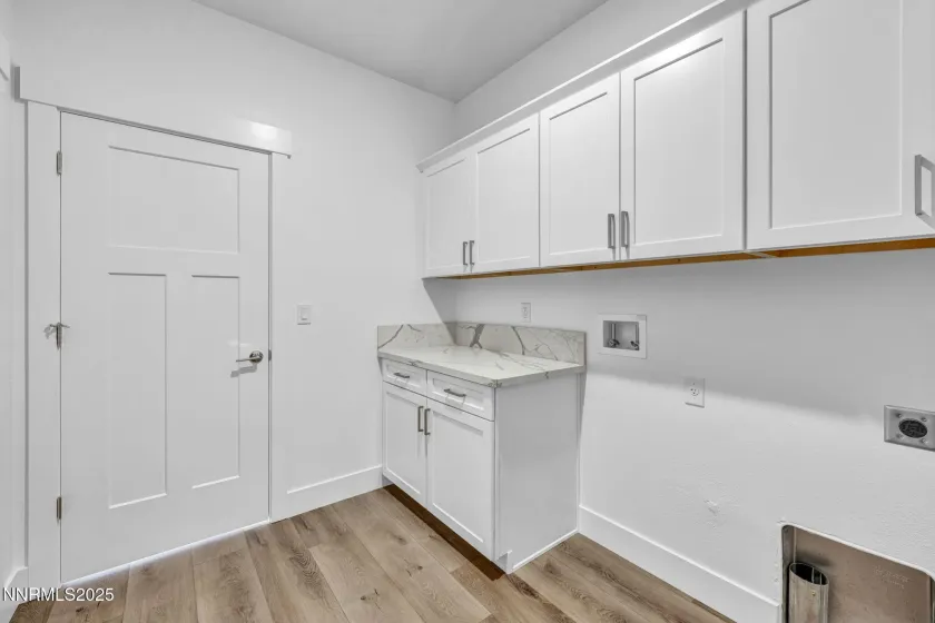 911 Saltbrush, Dayton, Nevada 89403, 3 Bedrooms Bedrooms, ,2 BathroomsBathrooms,Residential,Residential,Saltbrush,260000210