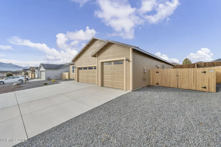 911 Saltbrush, Dayton, Nevada 89403, 3 Bedrooms Bedrooms, ,2 BathroomsBathrooms,Residential,Residential,Saltbrush,260000210