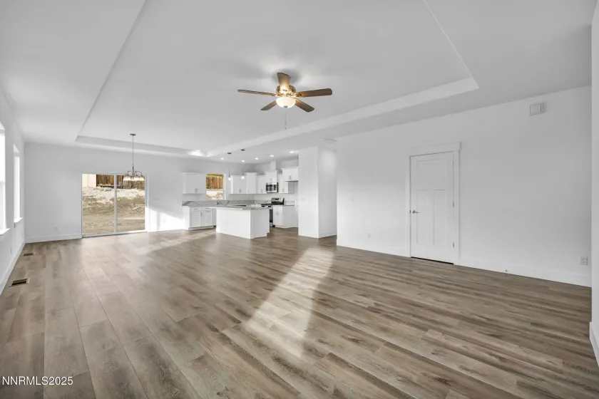 911 Saltbrush, Dayton, Nevada 89403, 3 Bedrooms Bedrooms, ,2 BathroomsBathrooms,Residential,Residential,Saltbrush,260000210