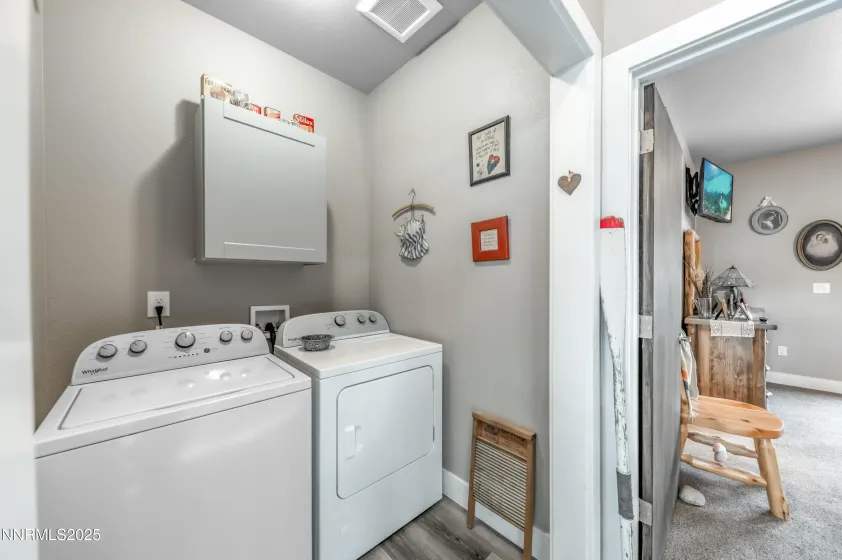 2486 Cartwright, Reno, Nevada 89521, 3 Bedrooms Bedrooms, ,2 BathroomsBathrooms,Residential,Residential,Cartwright,260000212