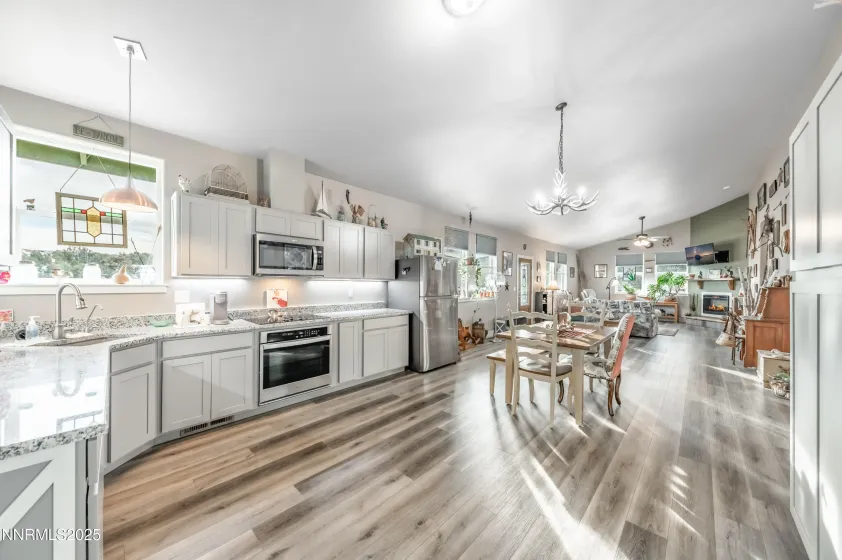 2486 Cartwright, Reno, Nevada 89521, 3 Bedrooms Bedrooms, ,2 BathroomsBathrooms,Residential,Residential,Cartwright,260000212