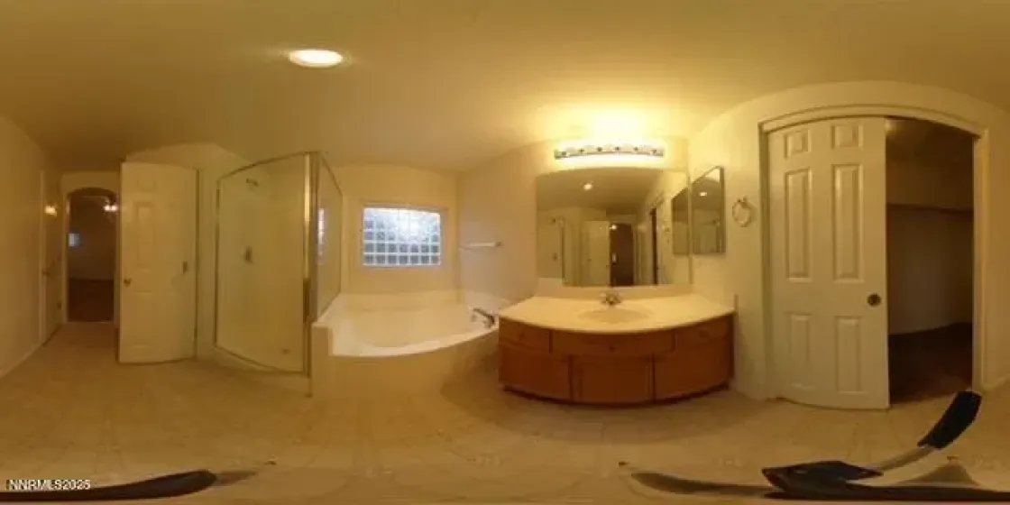 9565 Long River, Reno, Nevada 89506, 3 Bedrooms Bedrooms, ,2 BathroomsBathrooms,Residential,Residential,Long River,260000213