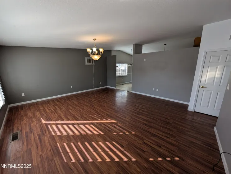 502 Yellow Jacket, Dayton, Nevada 89403, 3 Bedrooms Bedrooms, ,2 BathroomsBathrooms,Residential,Residential,Yellow Jacket,260000215