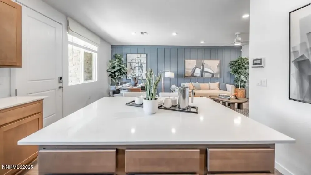 1033 Middle Gate, Carson City, Nevada 89701, 3 Bedrooms Bedrooms, ,3 BathroomsBathrooms,Residential,Residential,Middle Gate,260000218