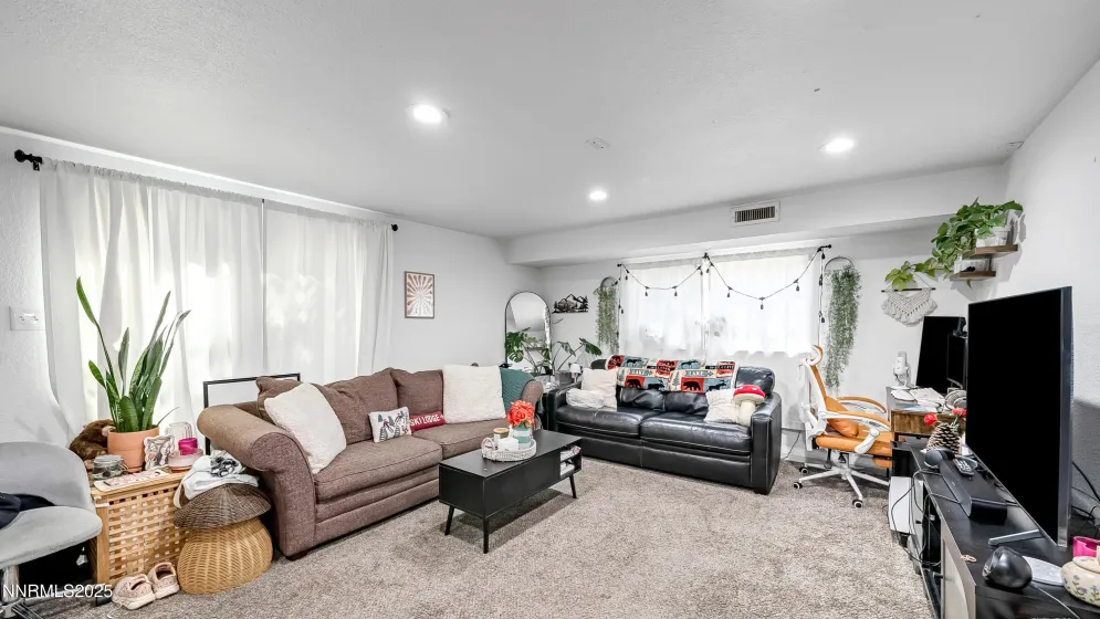 1510 Majestic, Reno, Nevada 89503, 5 Bedrooms Bedrooms, ,4 BathroomsBathrooms,Residential,Residential,Majestic,250055479