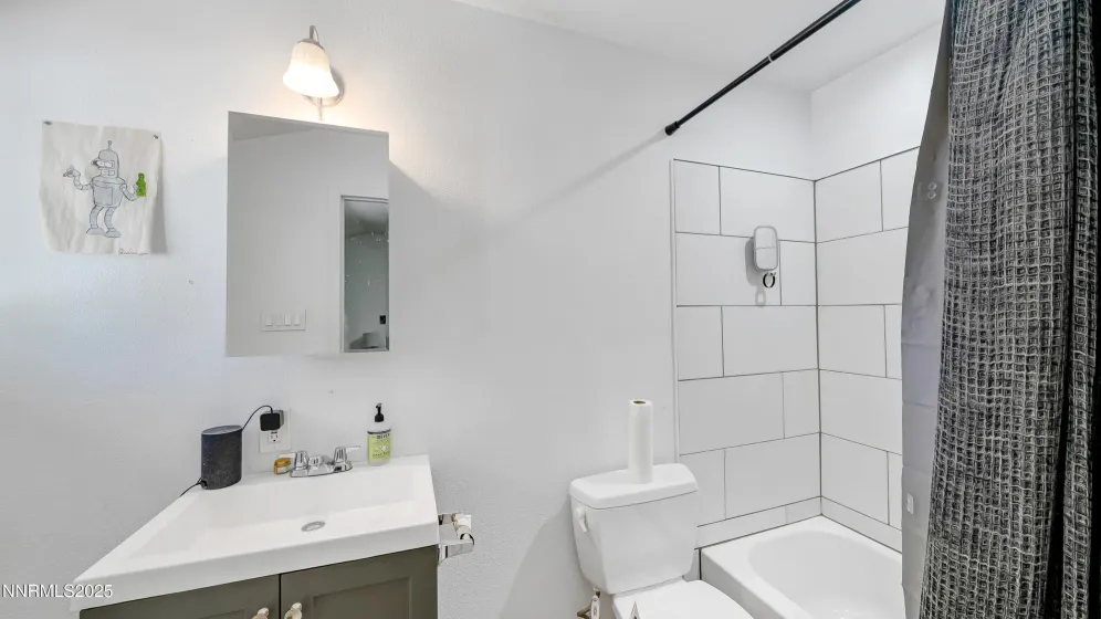 1510 Majestic, Reno, Nevada 89503, 5 Bedrooms Bedrooms, ,4 BathroomsBathrooms,Residential,Residential,Majestic,250055479