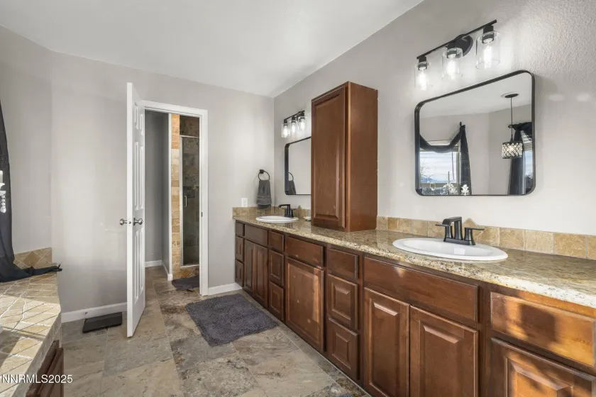 9040 Spanish Trail, Spanish Springs, Nevada 89441, 4 Bedrooms Bedrooms, ,3 BathroomsBathrooms,Residential,Residential,Spanish Trail,260000220