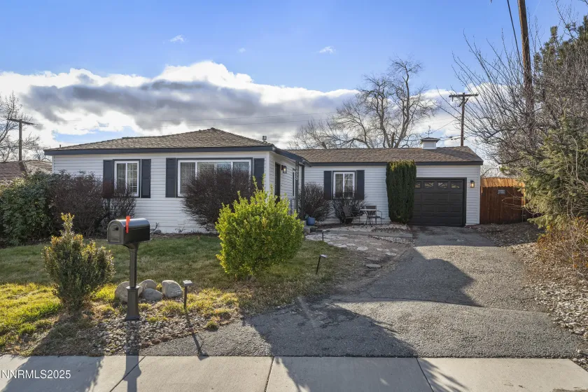 1920 Bonneville, Reno, Nevada 89503, 3 Bedrooms Bedrooms, ,1 BathroomBathrooms,Residential,Residential,Bonneville,260000222
