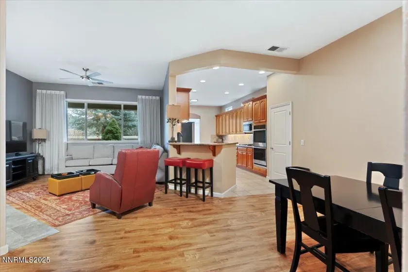 9900 Wilbur May, Reno, Nevada 89521, 3 Bedrooms Bedrooms, ,2 BathroomsBathrooms,Residential,Residential,Wilbur May,260000224