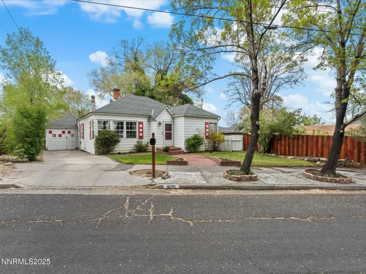 1620 The Strand, Reno, Nevada 89503, 2 Bedrooms Bedrooms, ,1 BathroomBathrooms,Residential,Residential,The Strand,260000223