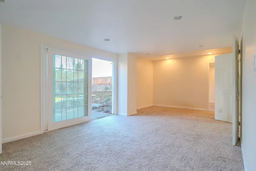 2668 Rodney, Reno, Nevada 89509, 5 Bedrooms Bedrooms, ,3 BathroomsBathrooms,Residential,Residential,Rodney,260000225