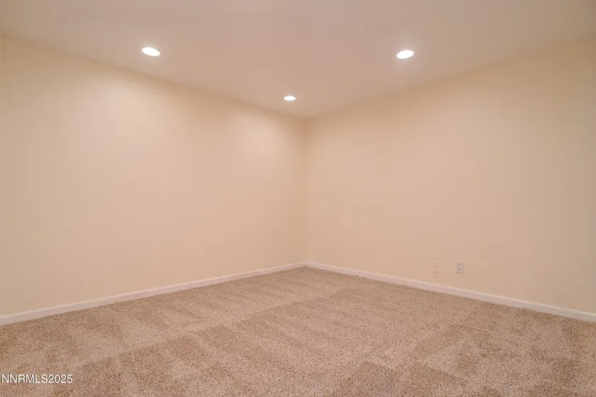 2668 Rodney, Reno, Nevada 89509, 5 Bedrooms Bedrooms, ,3 BathroomsBathrooms,Residential,Residential,Rodney,260000225