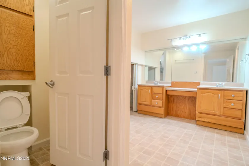 2668 Rodney, Reno, Nevada 89509, 5 Bedrooms Bedrooms, ,3 BathroomsBathrooms,Residential,Residential,Rodney,260000225