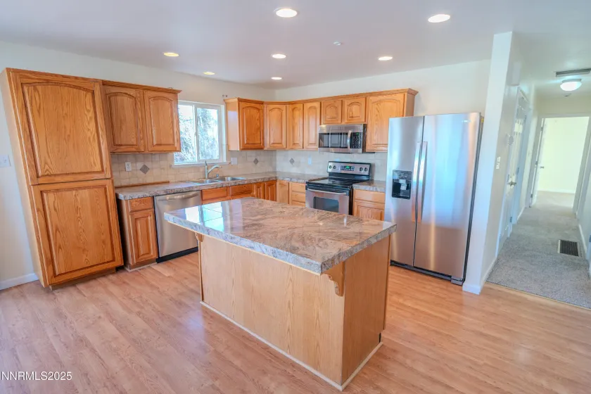 2668 Rodney, Reno, Nevada 89509, 5 Bedrooms Bedrooms, ,3 BathroomsBathrooms,Residential,Residential,Rodney,260000225