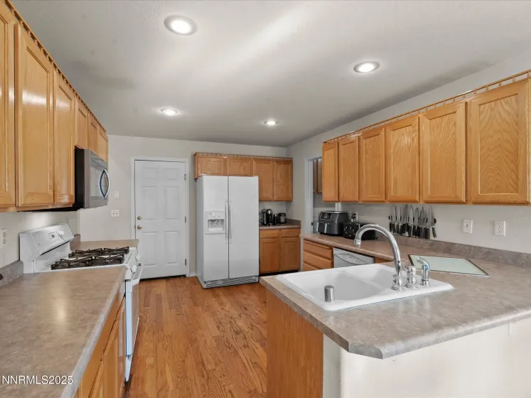 1819 Bogie, Fernley, Nevada 89408, 4 Bedrooms Bedrooms, ,2 BathroomsBathrooms,Residential,Residential,Bogie,260000227