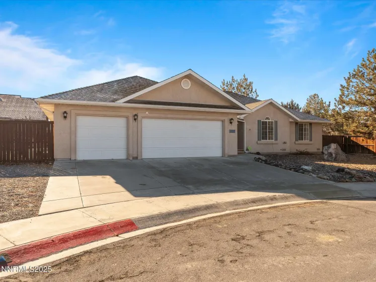 1819 Bogie, Fernley, Nevada 89408, 4 Bedrooms Bedrooms, ,2 BathroomsBathrooms,Residential,Residential,Bogie,260000227