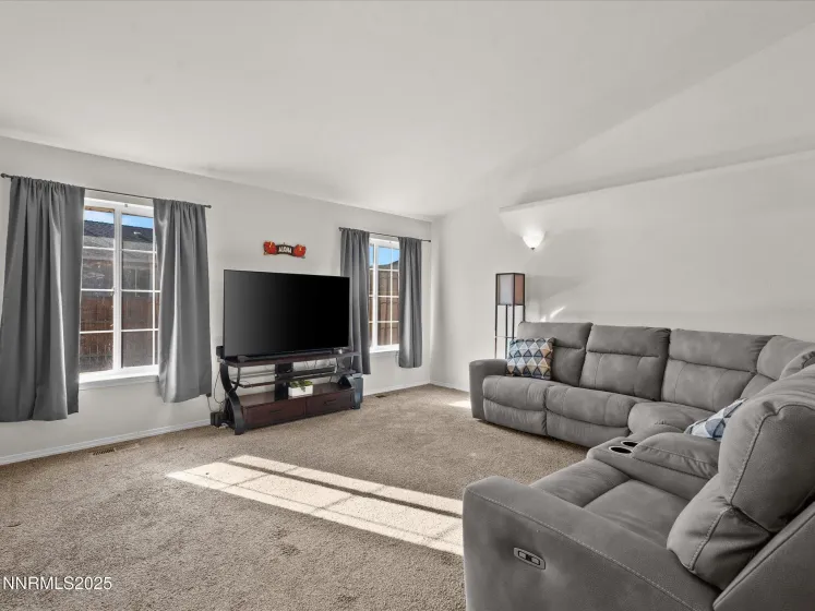 1819 Bogie, Fernley, Nevada 89408, 4 Bedrooms Bedrooms, ,2 BathroomsBathrooms,Residential,Residential,Bogie,260000227