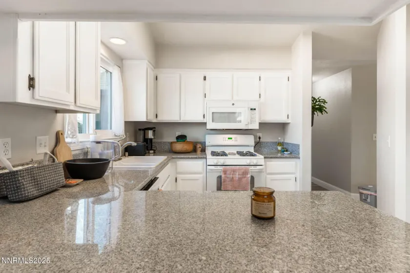 177 River Village, Dayton, Nevada 89403, 3 Bedrooms Bedrooms, ,2 BathroomsBathrooms,Residential,Residential,River Village,260000238