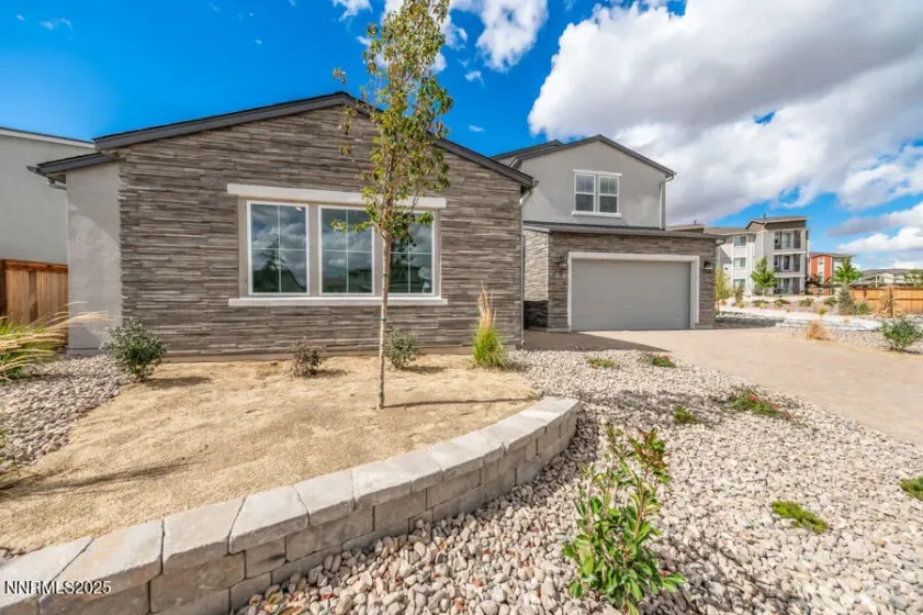 7523 Nautilus, Sparks, Nevada 89436, 5 Bedrooms Bedrooms, ,4 BathroomsBathrooms,Residential,Residential,Nautilus,260000242