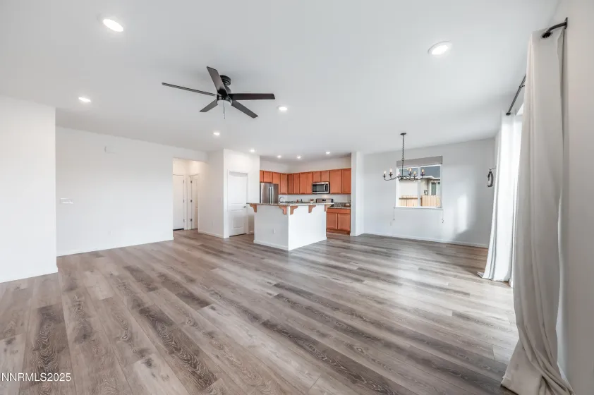 10376 Penasquitos, Spanish Springs, Nevada 89441, 4 Bedrooms Bedrooms, ,3 BathroomsBathrooms,Residential,Residential,Penasquitos,260000241