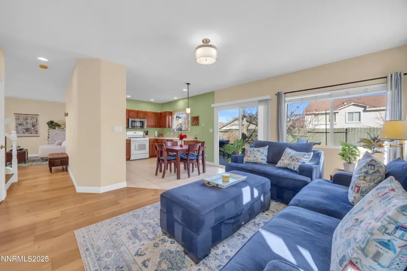 10060 Eagle Greens, Reno, Nevada 89521, 3 Bedrooms Bedrooms, ,3 BathroomsBathrooms,Residential,Residential,Eagle Greens,260000245