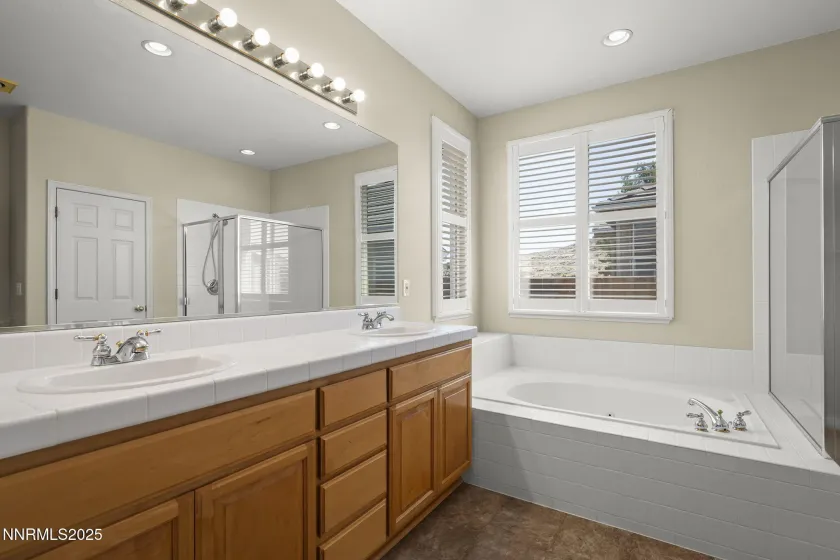 1850 Almonte, Sparks, Nevada 89436, 4 Bedrooms Bedrooms, ,2 BathroomsBathrooms,Residential,Residential,Almonte,260000243