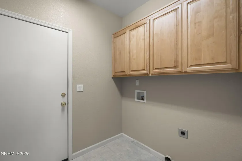 1850 Almonte, Sparks, Nevada 89436, 4 Bedrooms Bedrooms, ,2 BathroomsBathrooms,Residential,Residential,Almonte,260000243