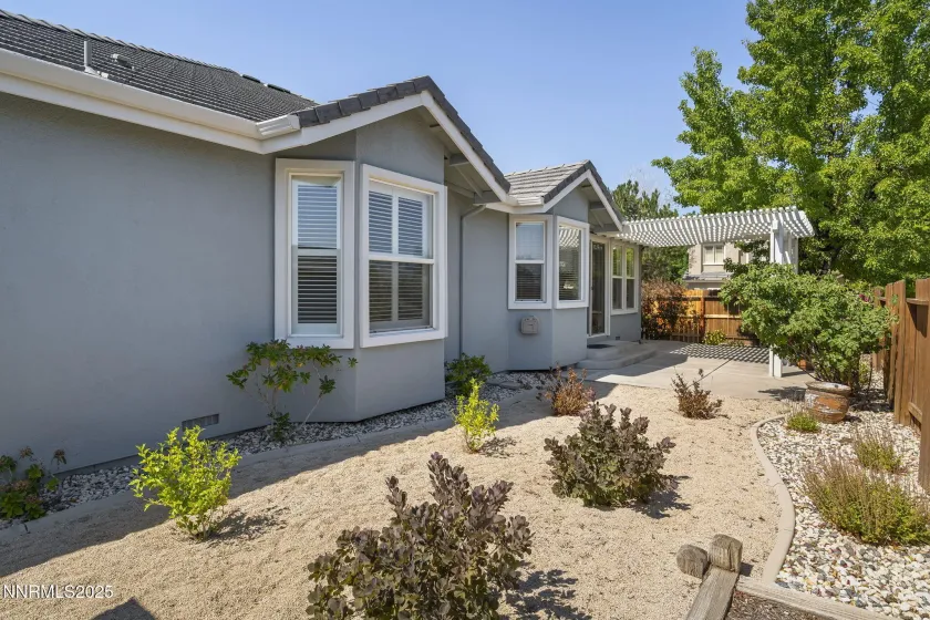 1850 Almonte, Sparks, Nevada 89436, 4 Bedrooms Bedrooms, ,2 BathroomsBathrooms,Residential,Residential,Almonte,260000243