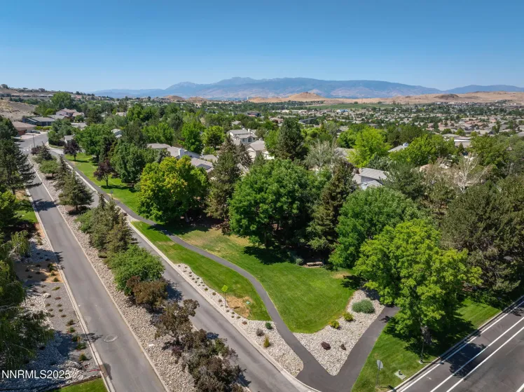 1850 Almonte, Sparks, Nevada 89436, 4 Bedrooms Bedrooms, ,2 BathroomsBathrooms,Residential,Residential,Almonte,260000243