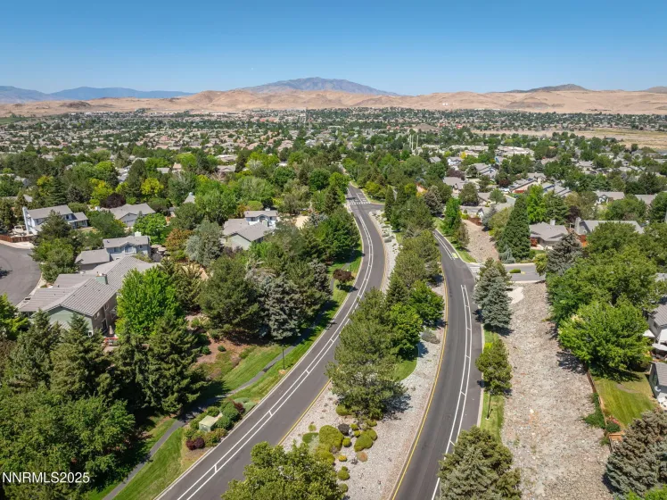 1850 Almonte, Sparks, Nevada 89436, 4 Bedrooms Bedrooms, ,2 BathroomsBathrooms,Residential,Residential,Almonte,260000243