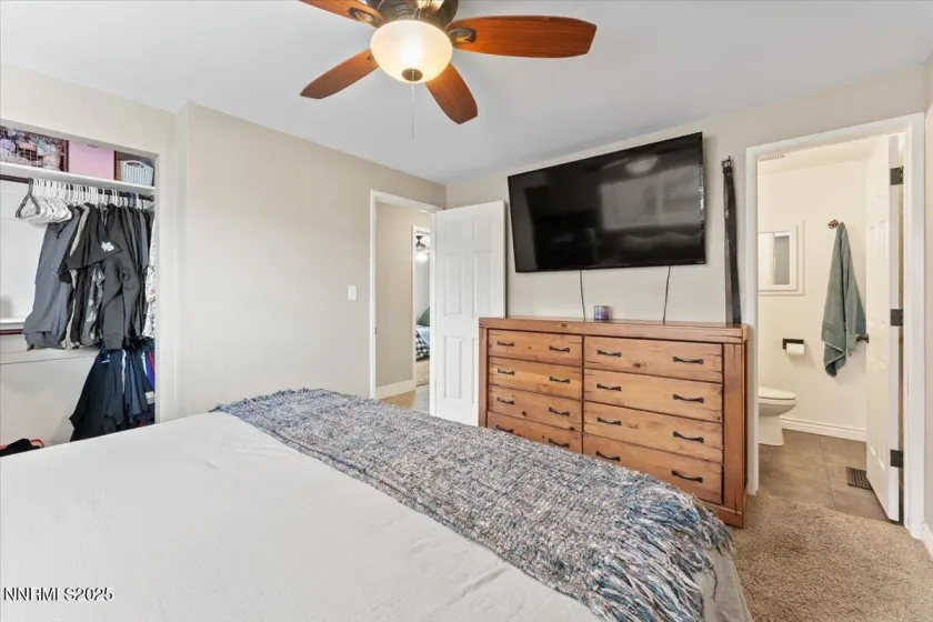 5490 Dolores, Sparks, Nevada 89436, 3 Bedrooms Bedrooms, ,2 BathroomsBathrooms,Residential,Residential,Dolores,260000246