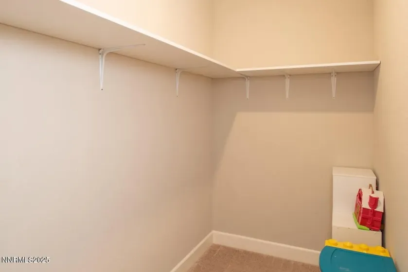 9721 Belville, Reno, Nevada 89521, 4 Bedrooms Bedrooms, ,3 BathroomsBathrooms,Residential,Residential,Belville,260000248